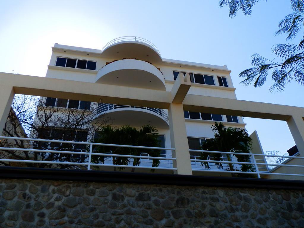 Fascinante mansión en Cuernavaca, Morelos ideal para escuela o clínica