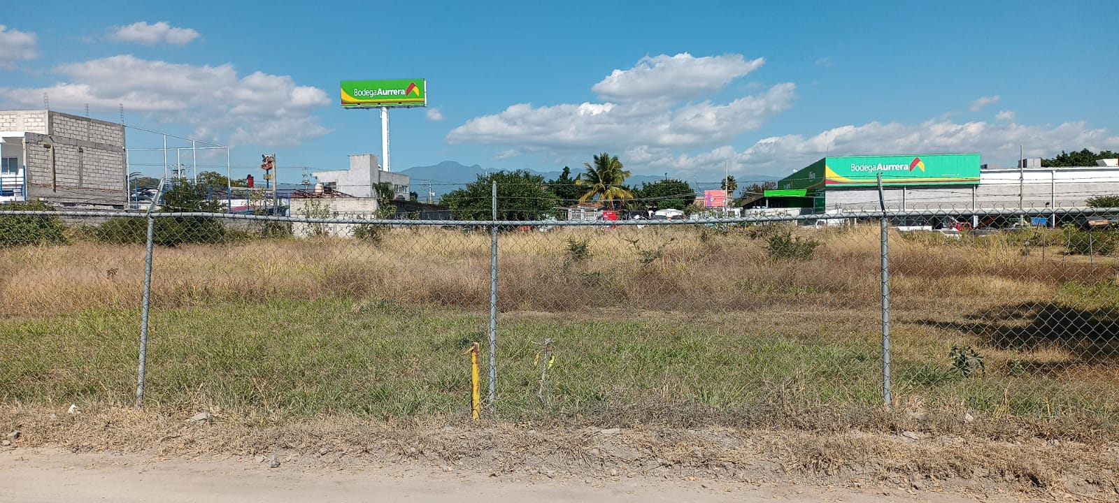 Terreno bien ubicado en Temixco, atras de Bodega Aurrera, Cuernavaca